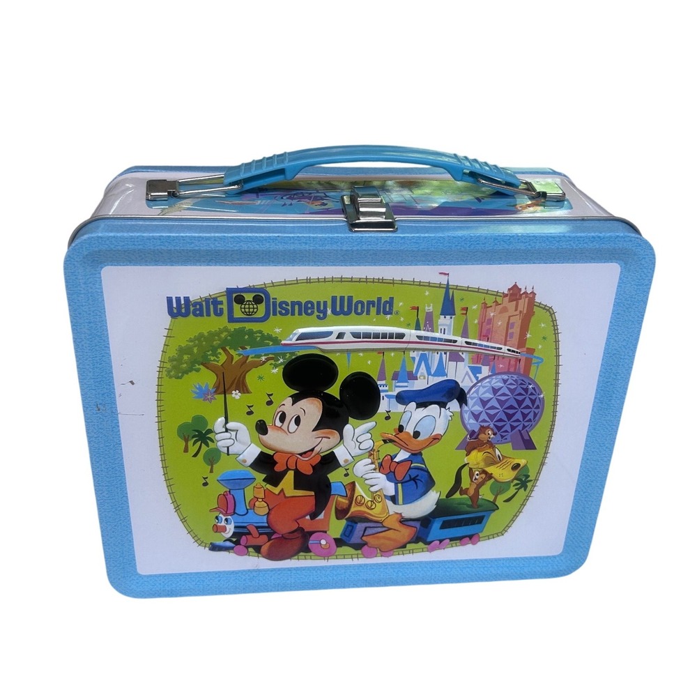 Walt Disney World Animal Kingdom Mickey Mouse Tree of Life 3D Scrapbook Page